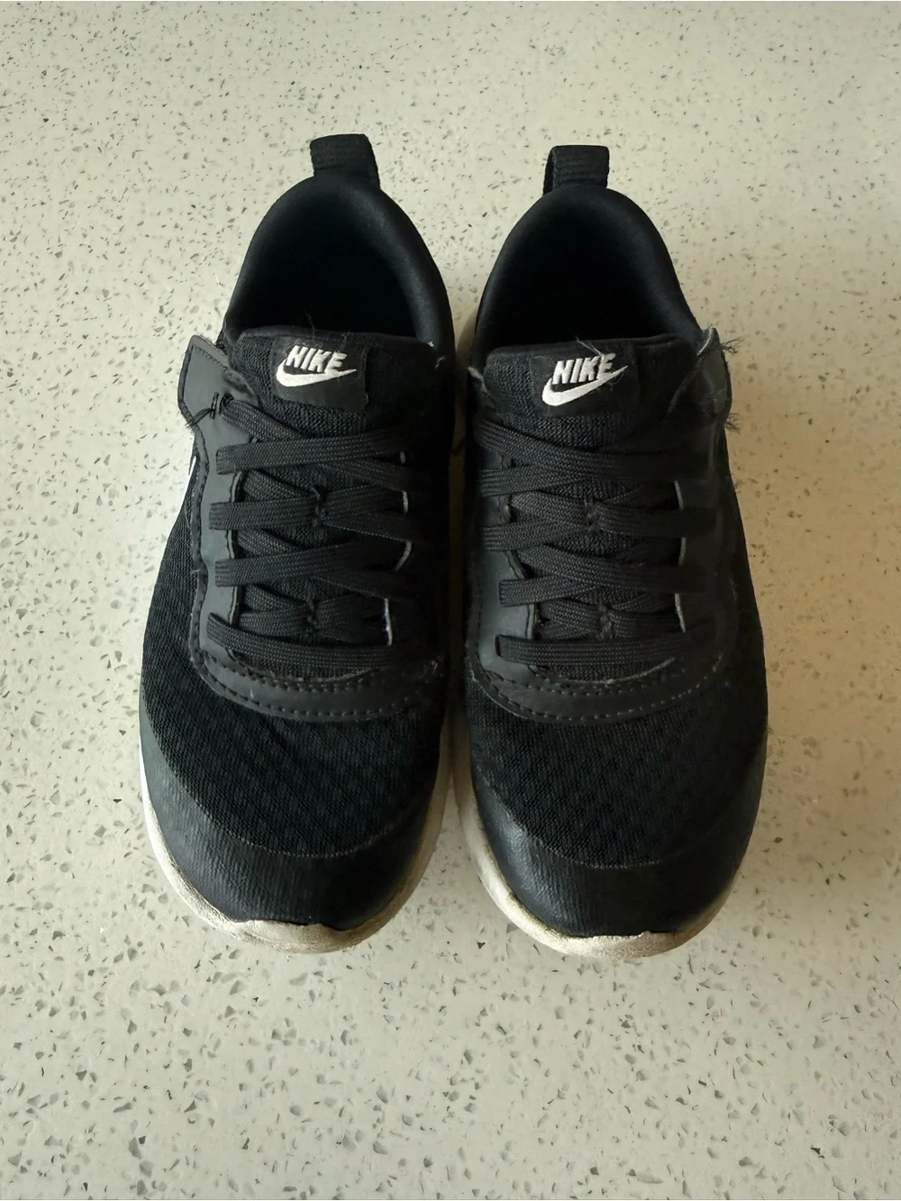 Nike Black Tanjun Kids Shoe (Black/White) Size12.5